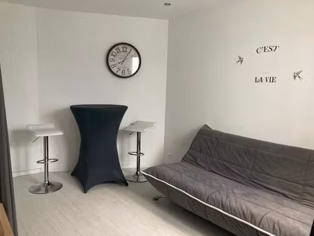 location meublée appartement 1 pièce 25.54 m² à perigueux (24000)  420 €