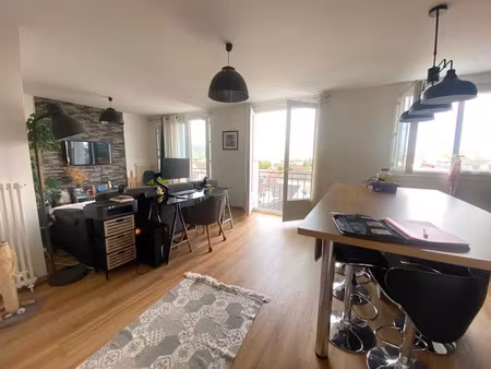 location meublée appartement 2 pièces 55 m² à perigueux (24000)  620 €
