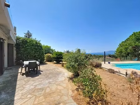 à vendre - vue mer - appartement - piscine en copropriete