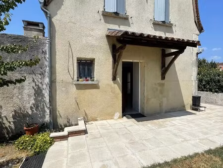 maison de caractere renovee avec garage - centre ville de bergerac.