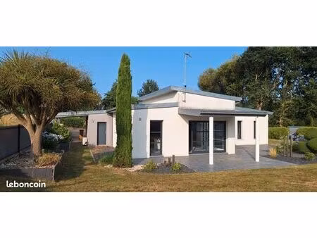 a louer maison contemporaine de plain-pied à bréhand