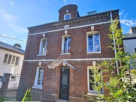 maison de maître rénovée avec jardin de 545 m² et terrain constructible