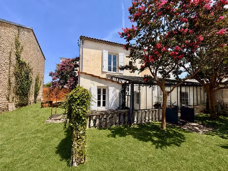 maison soyaux 8 pièce(s) 155 m2