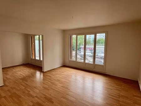 appartement de 4 pièces - meudon la foret