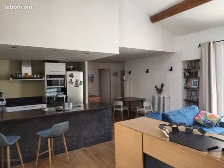 beau t4 meublé avec garage nîmes centre