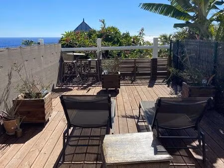 studio meublé vue mer avec terrasse saint-gilles les bains