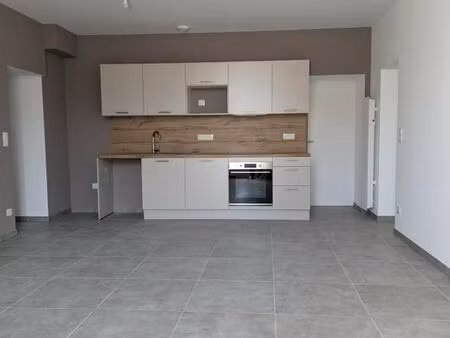 superbe appartement t3 au coeur de ceyzeriat