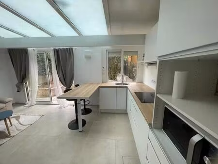 t2 / 41m² / bourg la reine (rer b)