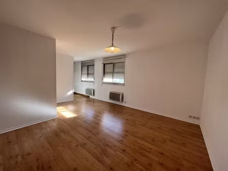 t1 de 31m² -quartier wilson- auxonne- proche fac et chu