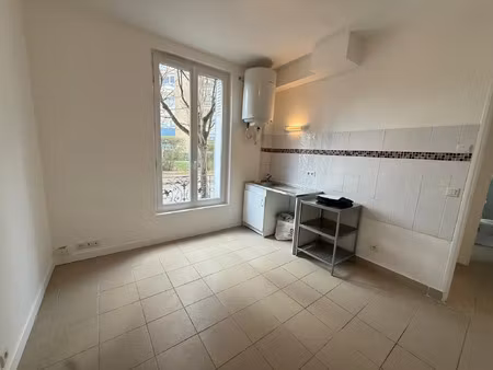 t2 de 24 30 m² en rez-de-chaussée – livry-gargan