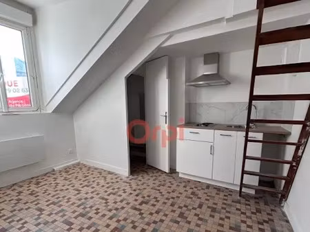 location appartement 1 pièce 13.78 m² à peronne (80200)  455 €