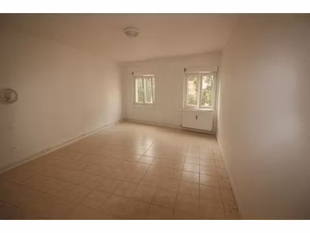 location appartement 1 pièce 27.84 m² à strasbourg (67000)  542 €