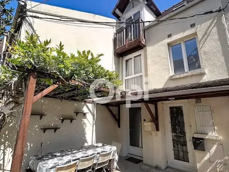 location meublée maison 4 pièces 83.6 m² à longjumeau (91160)  1 350 €