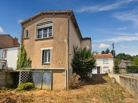 vente maison 5 pièces  95.90m²  montrevault