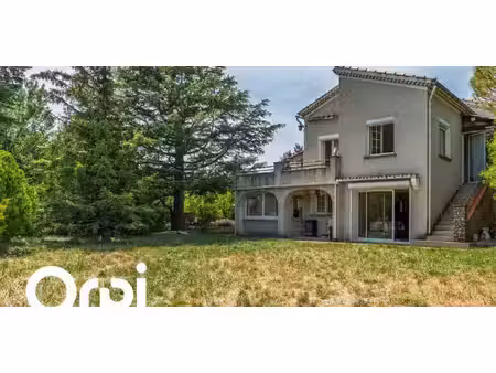 villa avec jardin mirabel (07)