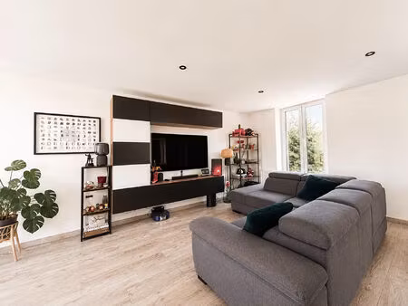 appartement en duplex proche de la gare d'esbly