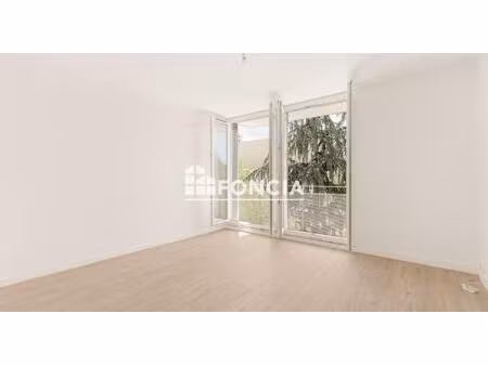superbe t3 entièrement rénové de 60 m² – saint-priest