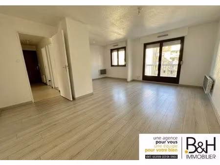a vendre appartement t3/4 de 73 m² avec terrasse et ascenseur ?