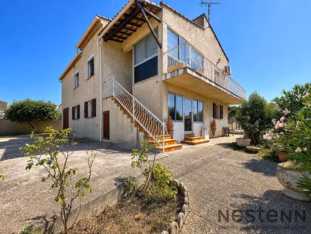 maison familiale avec deux logements indépendants - 196 m² - trets
