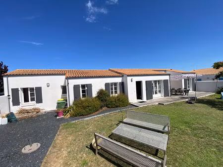 saint denis - très belle villa de 2018 - 6 chambres - 153 m2