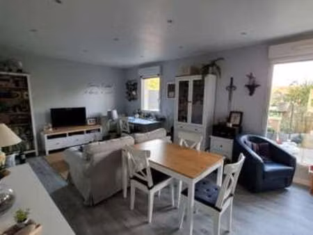 vente appartement 3 pièces à bourgbarré (35230) : à vendre 3 pièces / 64m² bourgbarré