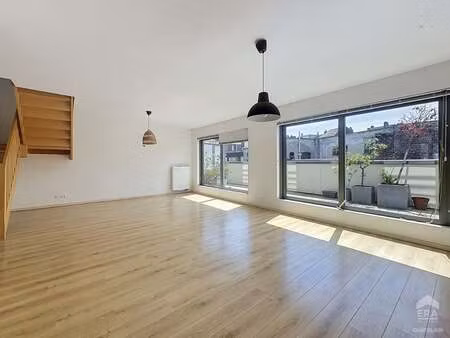 appartement à louer à saint-gilles € 1.500 (lqgzf) - era châtelain (schuman) | zimmo