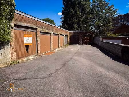 ◊ garage fermé à louer – la louvière