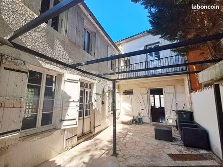 maison de ville 5 pièces 185 m²