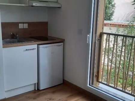 studio 1 pièce 20 m²