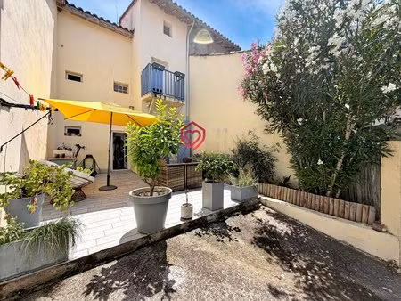 maison de village rénovée avec extérieur