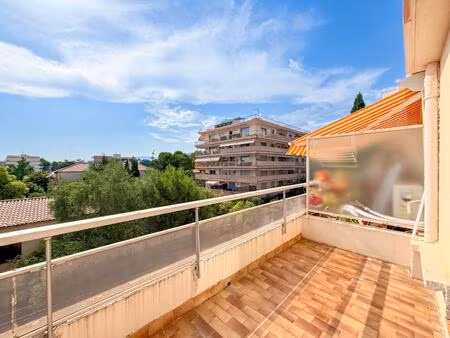 saint laurent du var - les vespins - 2p duplex 45 m² + cave