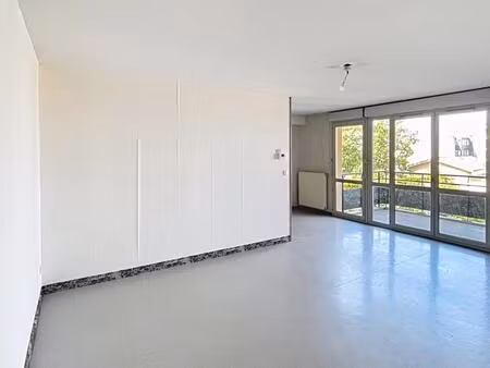 appartement 3 pièces 64.07 m²