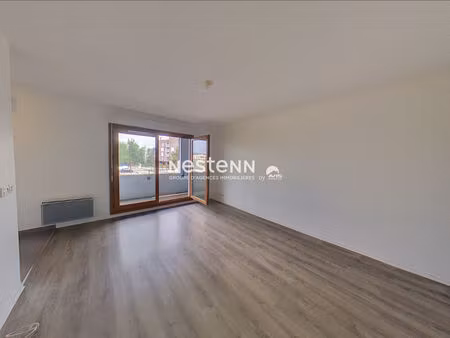 bois d'arcy quartier croix bonnet : appartement à louer t3 avec double parking et balcon
