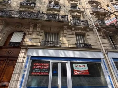 bien commercial à louer 61 m² - paris 75011