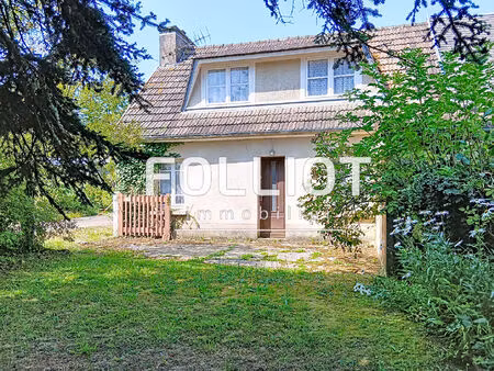 a vendre- maison à rénover avec jardin de 1 400 m² - a moins de 10 minutes de la haye-du-p