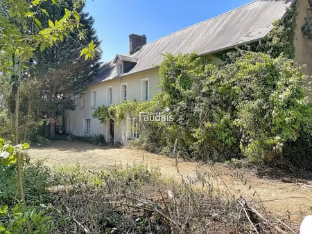 ensemble immobilier de deux maisons en pierre sur 2 21 hectares