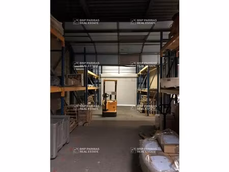location local d’activités buc 78530 636m²