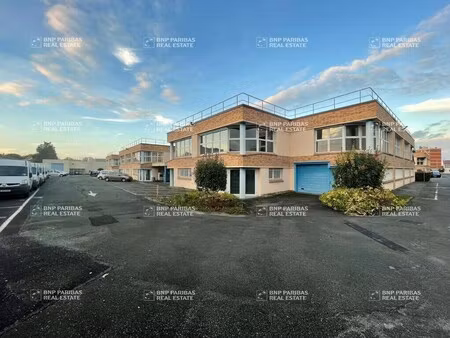 location local d’activités ivry-sur-seine 94200 779m² à 1799m²