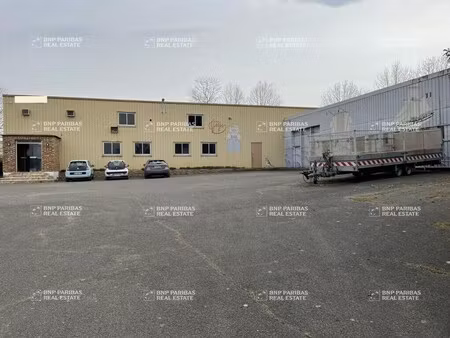 vente local d’activités les mureaux 78130 2920m²