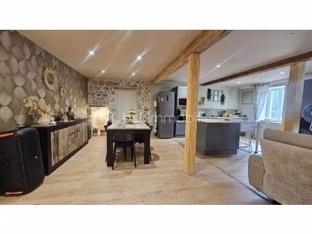 maison de 150 m² à la faurie