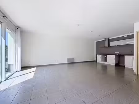 vente maison 4 pièces 76.3 m² à la jarrie (17220)  200 000 €