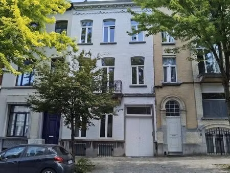 appartement à louer à schaerbeek € 1.300 (lqh1h) - logeurop | zimmo