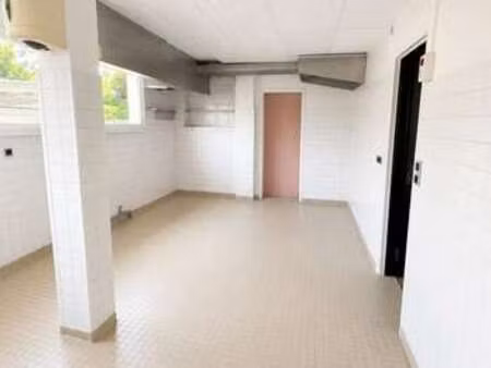 vente bureaux et commerces à saint-pierre-quiberon (56510) : à vendre / 86m² saint-pierre-