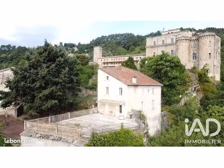 maison 8 pièces 193 m²