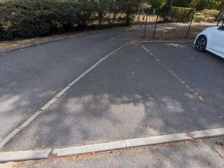loue place de parking