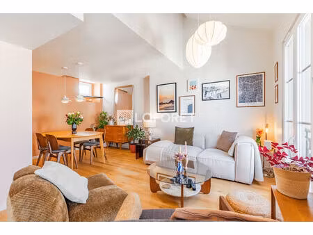 appartement 75009 paris - 3 pièces 53.19 m² et 80.06m² au sol