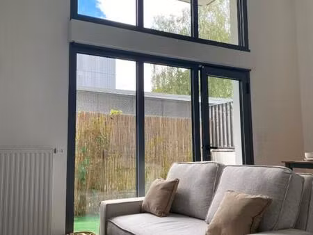 a louer - agence giboire - appartement t1bis meuble en duplex de 34.75 m² - rennes triangl