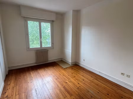 appartement t3 traversant 54m2