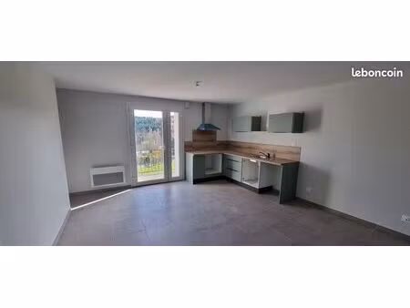 louer s/luriecq – t3 de 105m² (avec garage)