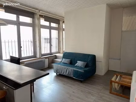 t2 meublé morez centre à 20 mètres du lycée